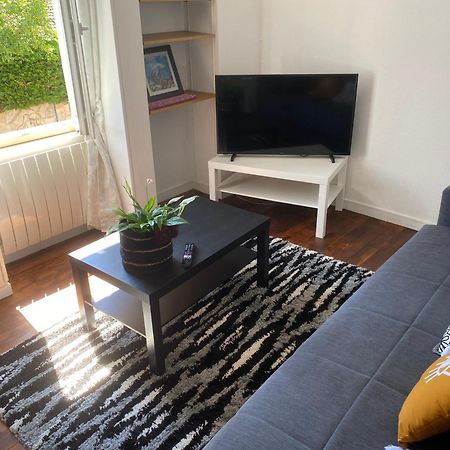 Haut De Jardin Dans Une Maison Dijon Eksteriør bilde