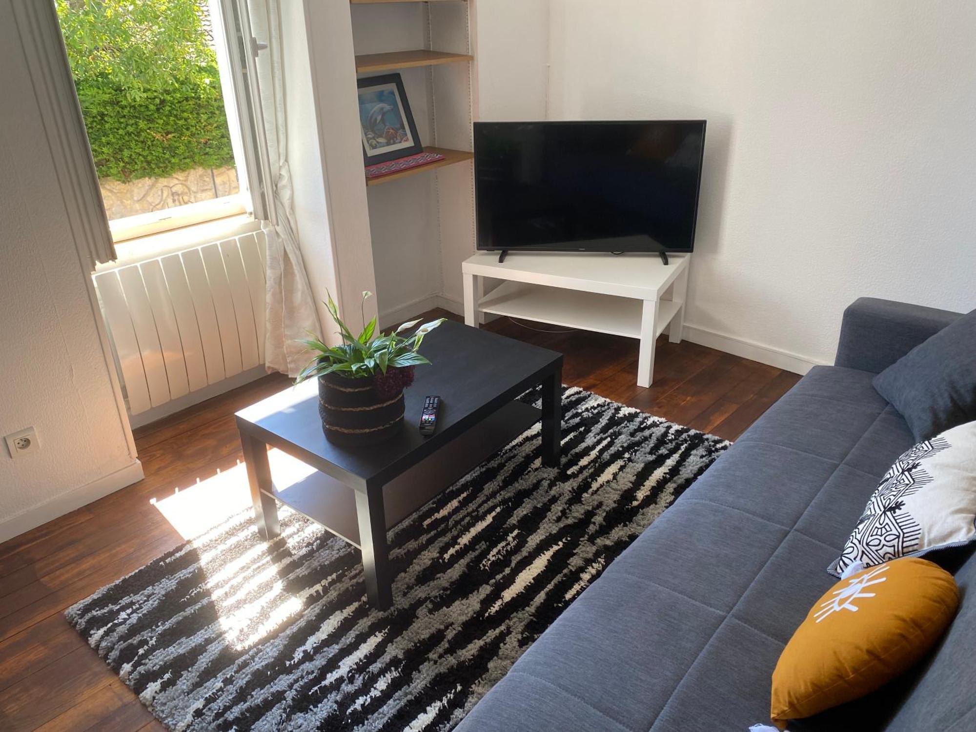 Haut De Jardin Dans Une Maison Dijon Eksteriør bilde